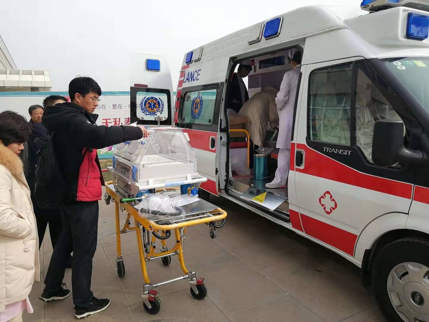祁连县救护车转院